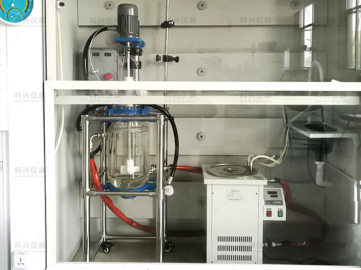 上?？婆d儀器與宜興某化工有限公司合作